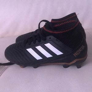 Cleats predator soccer